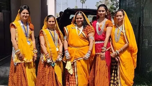 madhya-pradesh-traditional-dress-for-female