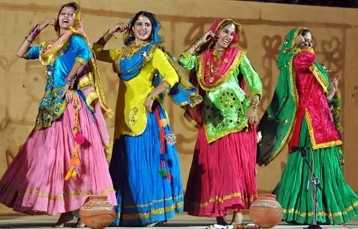 Punjab-Traditional-Dress-Female