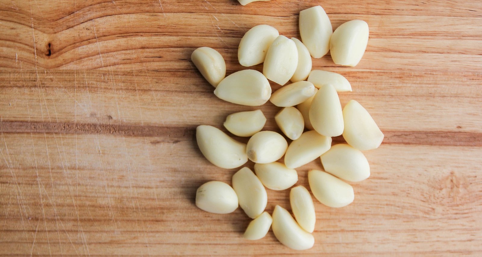 How Garlic Fights Colds And The Flu